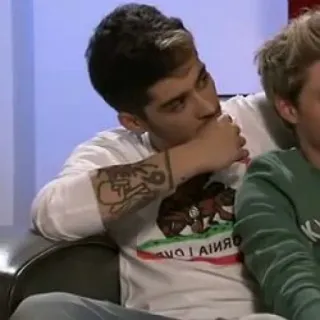 🔦 5d77c86d UOL AIЯЯЯO telegram sticker