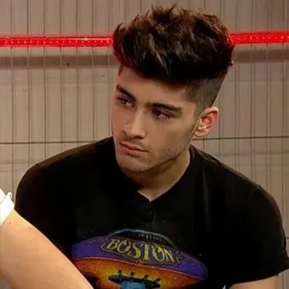 🔦 87222d79 BOSTON 남자, 인물 사진, 사람, 티셔츠, 도시 telegram sticker