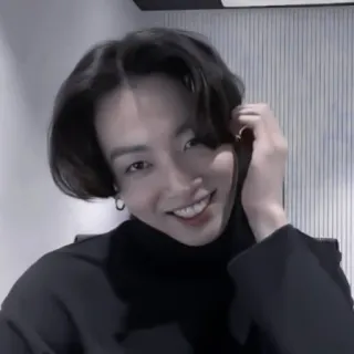 🤍 388dd28b Jungkook personne, sourire, chanteur, idole, célébrité, kpop telegram sticker