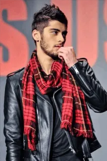 😼 672d5ef8 Zayn Malik celebrità, cantante, sciarpa, giacca di pelle, ritratto telegram sticker