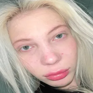 🙄 ed53dc50 vrouw, portret, gezicht, persoon, blond, schoonheid telegram sticker