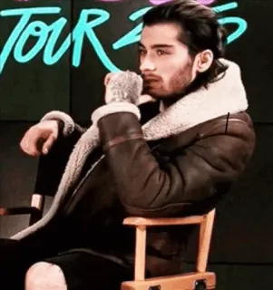 🌵 12d9a23f Zayn Malik TOUR zayn malik, singer, celebrity, jacket, tour whatsapp sticker