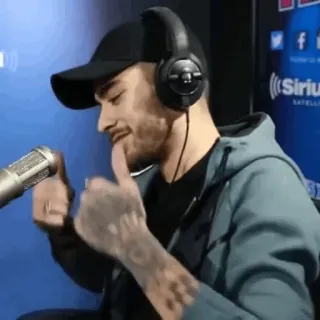 🦁 8586fd2f Zayn Malik celebrity, singer, music, radio, interview whatsapp sticker